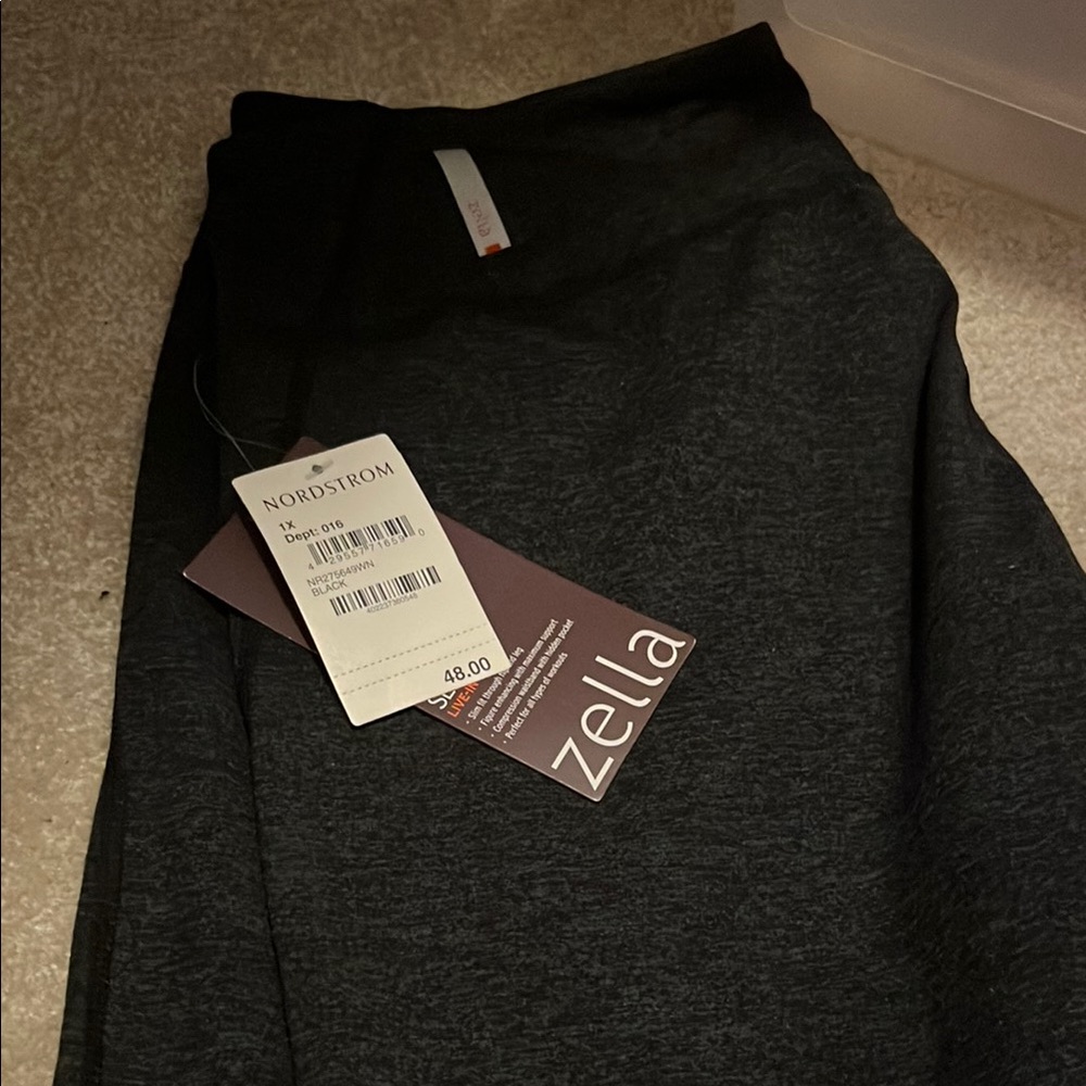Zella dark grey Leggings Live in slim fit Capri 1x